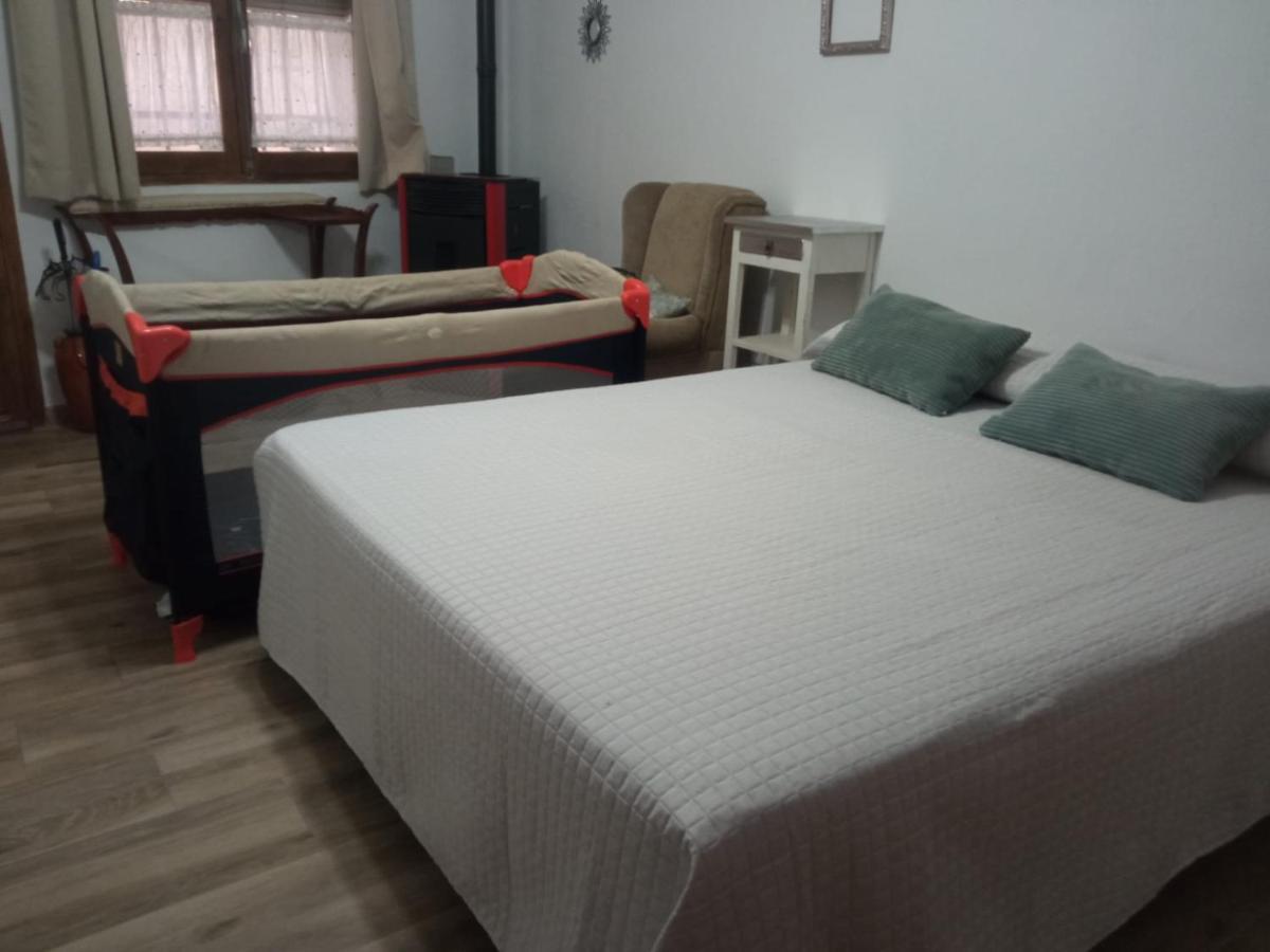 San Isidro Villa Miguelanez Exteriör bild